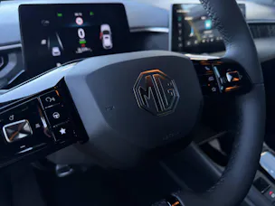 MG 3 1.5 Hybrid+ Luxury