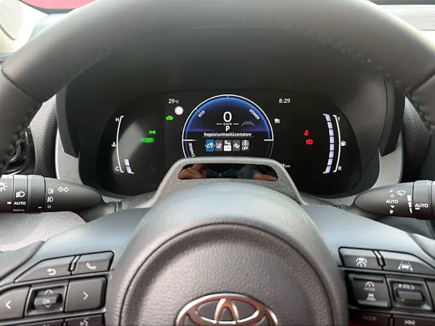 Toyota Yaris 1.5 VVT-i HSD Trend