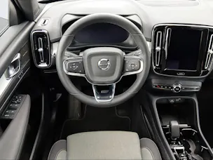 Volvo XC40 2.0 B4 MH Plus Dark AWD