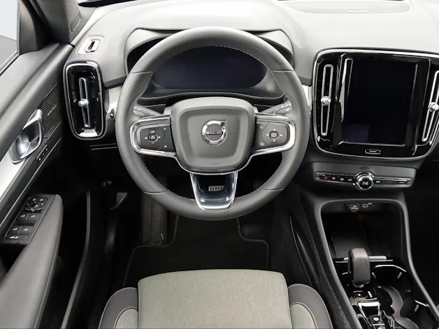 Volvo XC40 2.0 B4 MH Plus Dark AWD