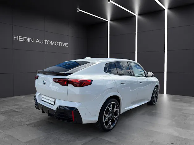 BMW X2 20d xDrive paddles