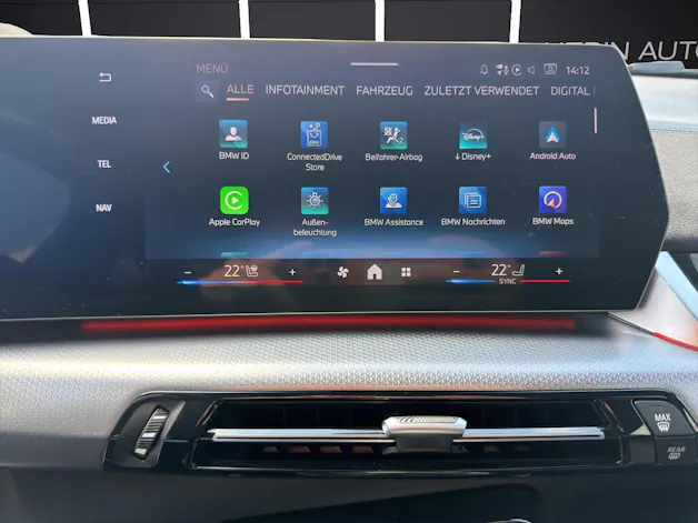BMW X2 20d xDrive paddles
