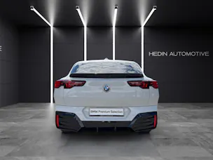 BMW X2 20d xDrive paddles