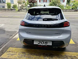 Peugeot 208 1.2 Hybrid 145 GT