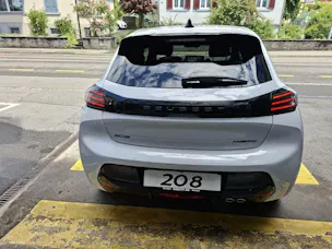 Peugeot 208 1.2 Hybrid 145 GT