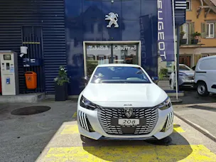Peugeot 208 1.2 Hybrid 145 GT