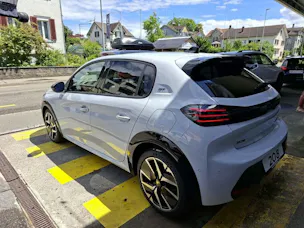 Peugeot 208 1.2 Hybrid 145 GT
