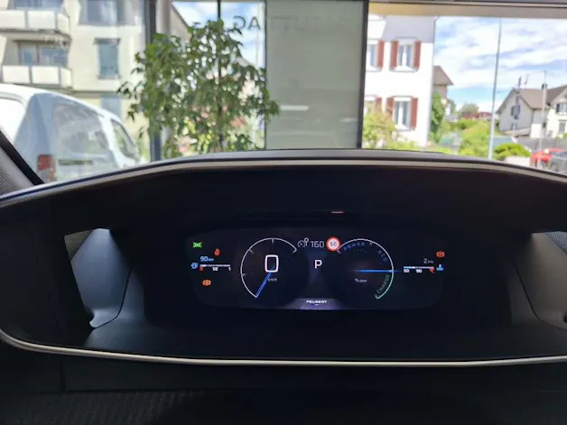 Peugeot 208 1.2 Hybrid 145 GT