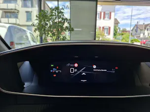 Peugeot 208 1.2 Hybrid 145 GT