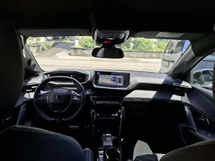 Peugeot 208 1.2 Hybrid 145 GT