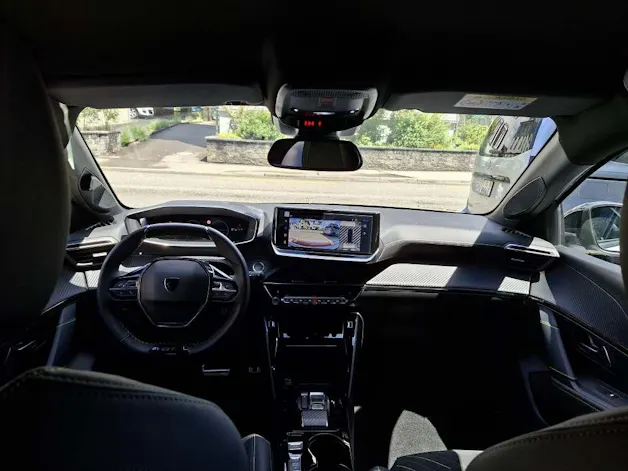 Peugeot 208 1.2 Hybrid 145 GT