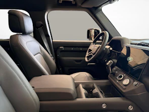 Fahrzeugbild LAND ROVER Defender 130 3.0 D I6 350 X-Dynamic HSE