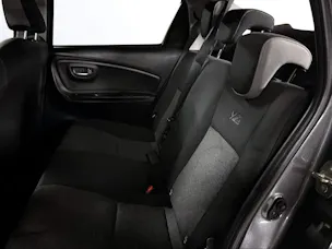Toyota Yaris 1.5 VVT-i HSD Trend