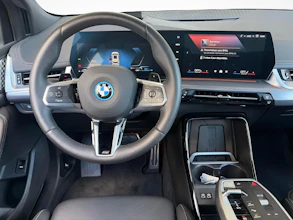 https://vehicle.imgix.net/4340349/5b29f064-8ab1-4f68-941c-3244bac48c7e.jpg