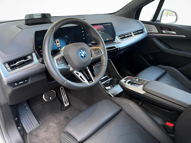 BMW 225e xDrive paddles Active Tourer M-Sport