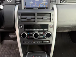 Land Rover Discovery Sport 2.0 TD4 180 HSE
