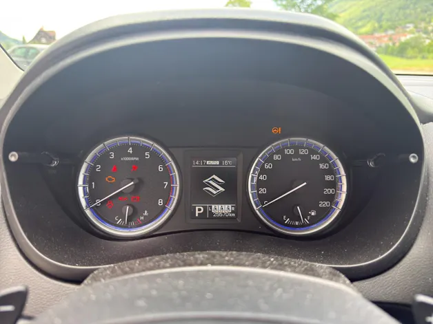 Suzuki S-Cross 1.4 T Compact Top Hybrid 4x4