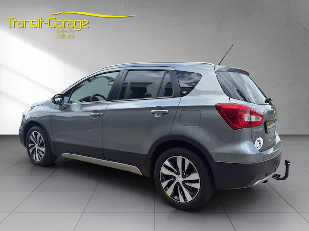 Suzuki S-Cross 1.4 T Compact Top Hybrid 4x4