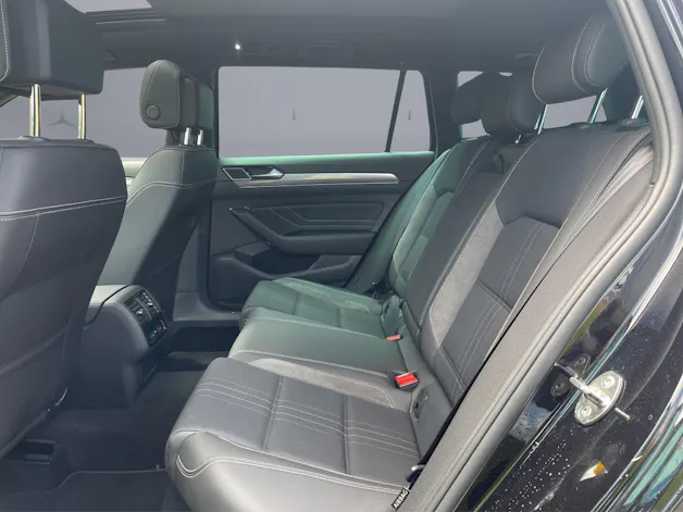 VW Passat Variant 2.0 TSI Alltrack DSG 4m