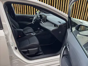 Toyota Corolla Touring Sports 1.8 HSD Comfort