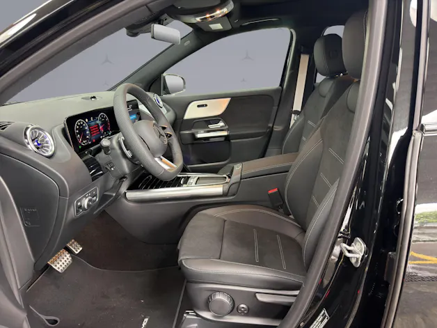 Mercedes-Benz GLA 200 Night Star AMG Line