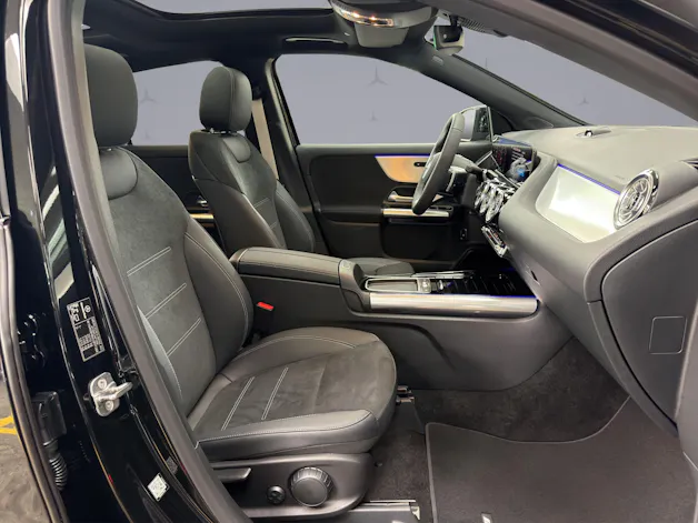 Mercedes-Benz GLA 200 Night Star AMG Line