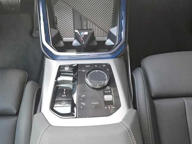 BMW X3 M50i