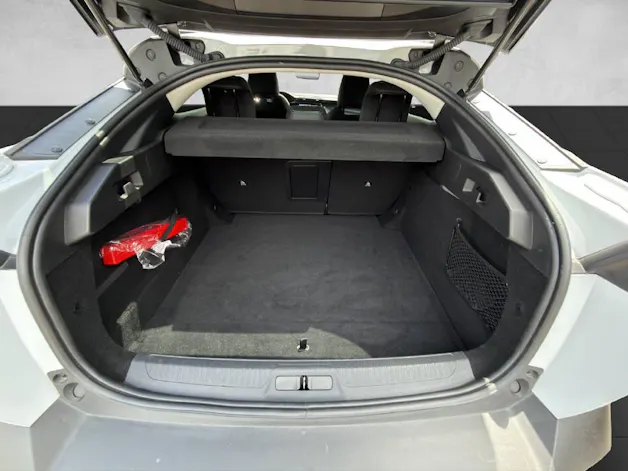 Peugeot 408 1.2 Hybrid Allure
