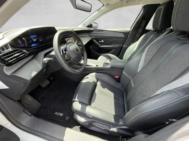 Peugeot 408 1.2 Hybrid Allure