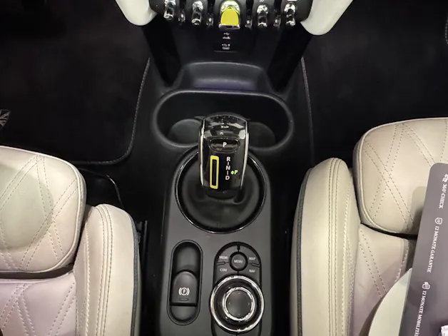 Mini F56 Cooper SE