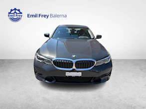 https://vehicle.imgix.net/4340479/1a86b85f-616a-4b0d-adb0-9790592c0510.jpg