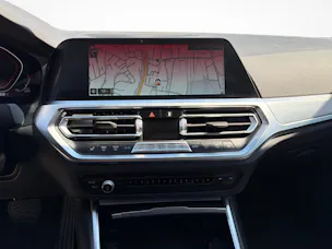 BMW 320d xDrive SAG