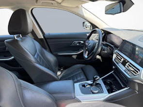 immagine del veicolo BMW 320d xDrive SAG