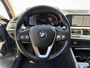 https://vehicle.imgix.net/4340479/a637c21d-040f-4d95-a497-444c71d8300c.jpg