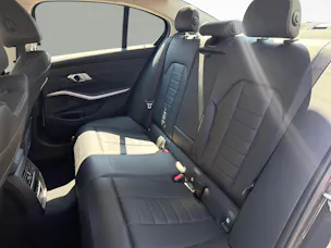 BMW 320d xDrive SAG