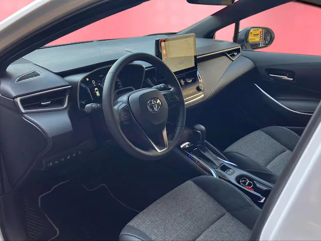 Toyota Corolla 1.8 HSD Swiss Edition