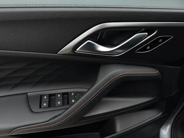 MG HS 1.5 PHEV Luxury
