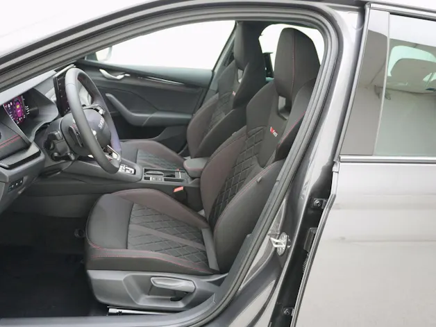 SKODA Octavia 2.0 TSI RS DSG