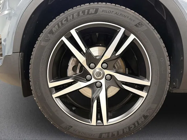 Volvo XC40 1.5 T3 Momentum