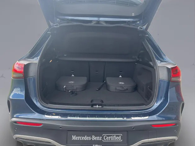 Mercedes-Benz EQA 300 Swiss Star AMG Line 4matic