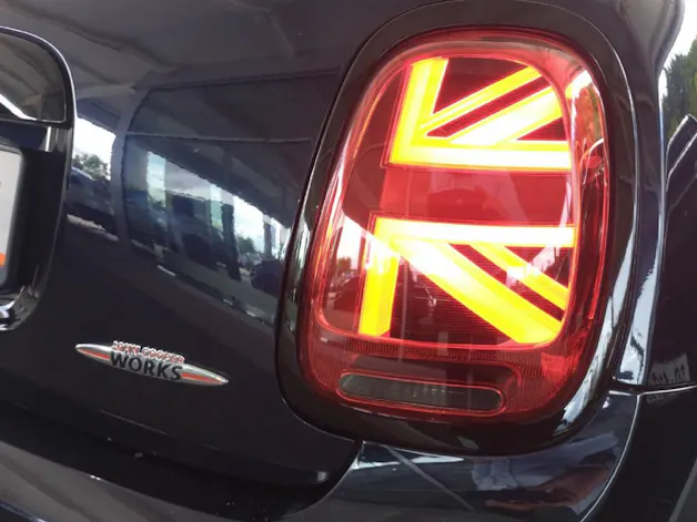 Mini Cabrio F57 2.0i John Cooper Works SAG