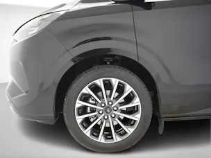 Ford Tourneo Custom L1 2.5 Plug-in-Hybrid Titanium X