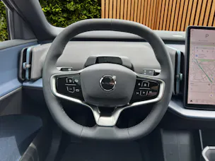 Volvo EX30 CC E60 Twin Performance AWD