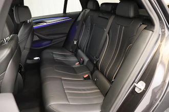 https://vehicle.imgix.net/4340895/29536229-6167-424e-9815-30605159ac3c.JPG