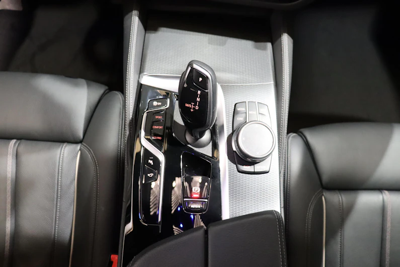 Fahrzeugbild BMW 5 SERIES