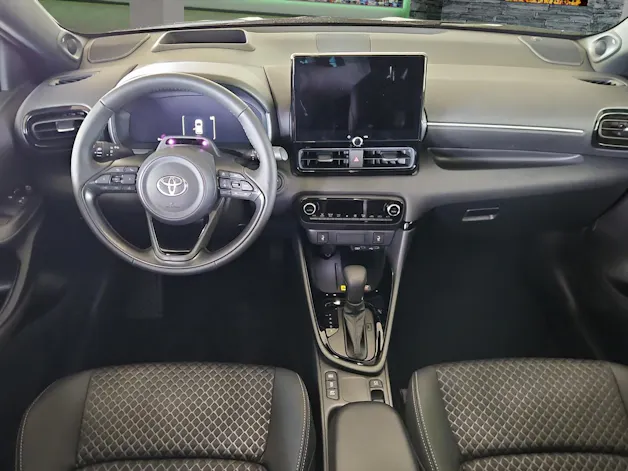 Toyota Yaris 1.5 VVT-i HSD Premium