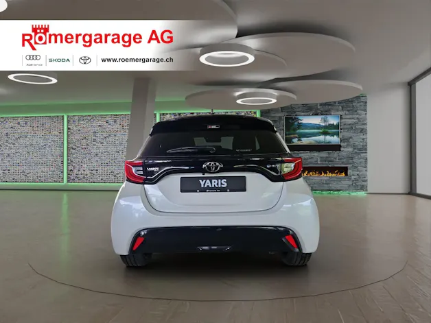 Toyota Yaris 1.5 VVT-i HSD Premium