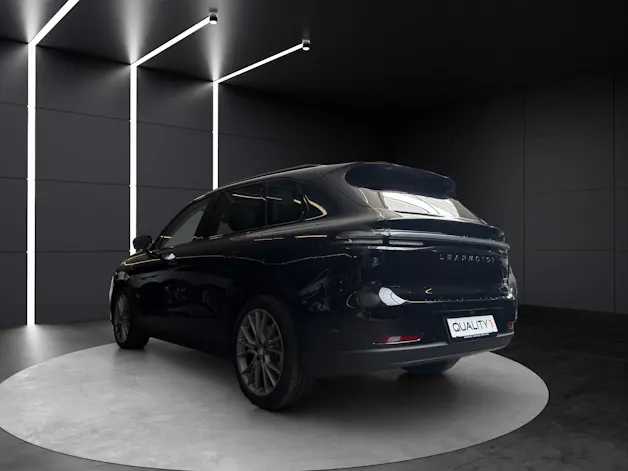 Leapmotor C10 EV AWD