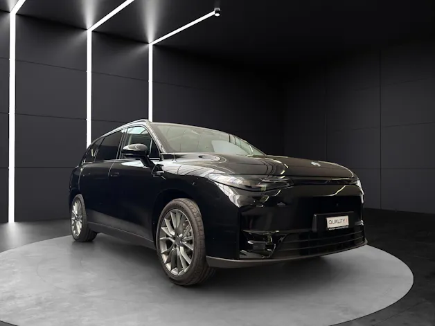 Leapmotor C10 EV AWD
