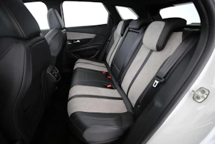 immagine del veicolo PEUGEOT 3008 1.6 Plug-in Hybrid4 GT Pack